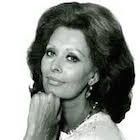 Sophia Loren, Italiaanse filmdiva en schoonheid